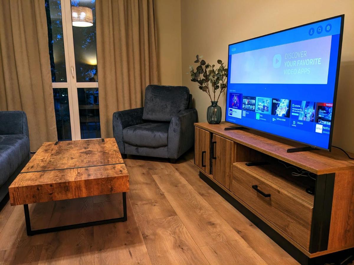 Spacious Two-Bedroom Apartment In The City Center Krakow Luaran gambar