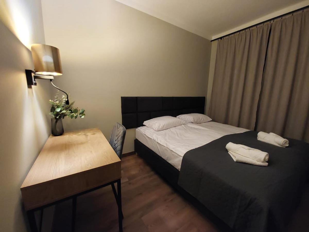 Spacious Two-Bedroom Apartment In The City Center Krakow Luaran gambar