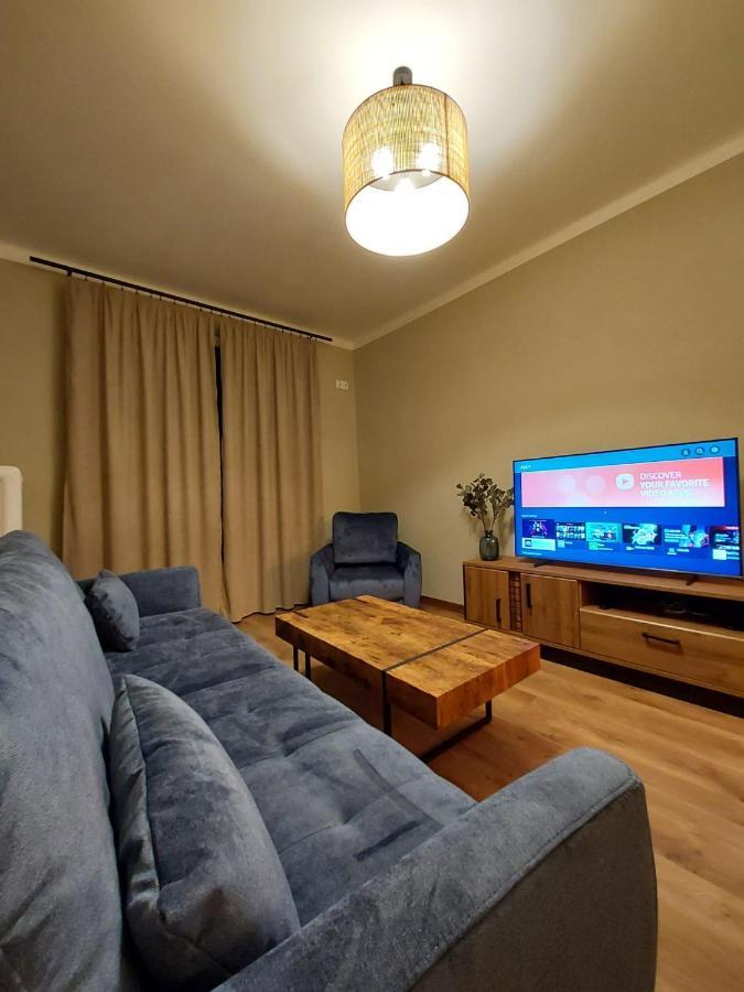 Spacious Two-Bedroom Apartment In The City Center Krakow Luaran gambar