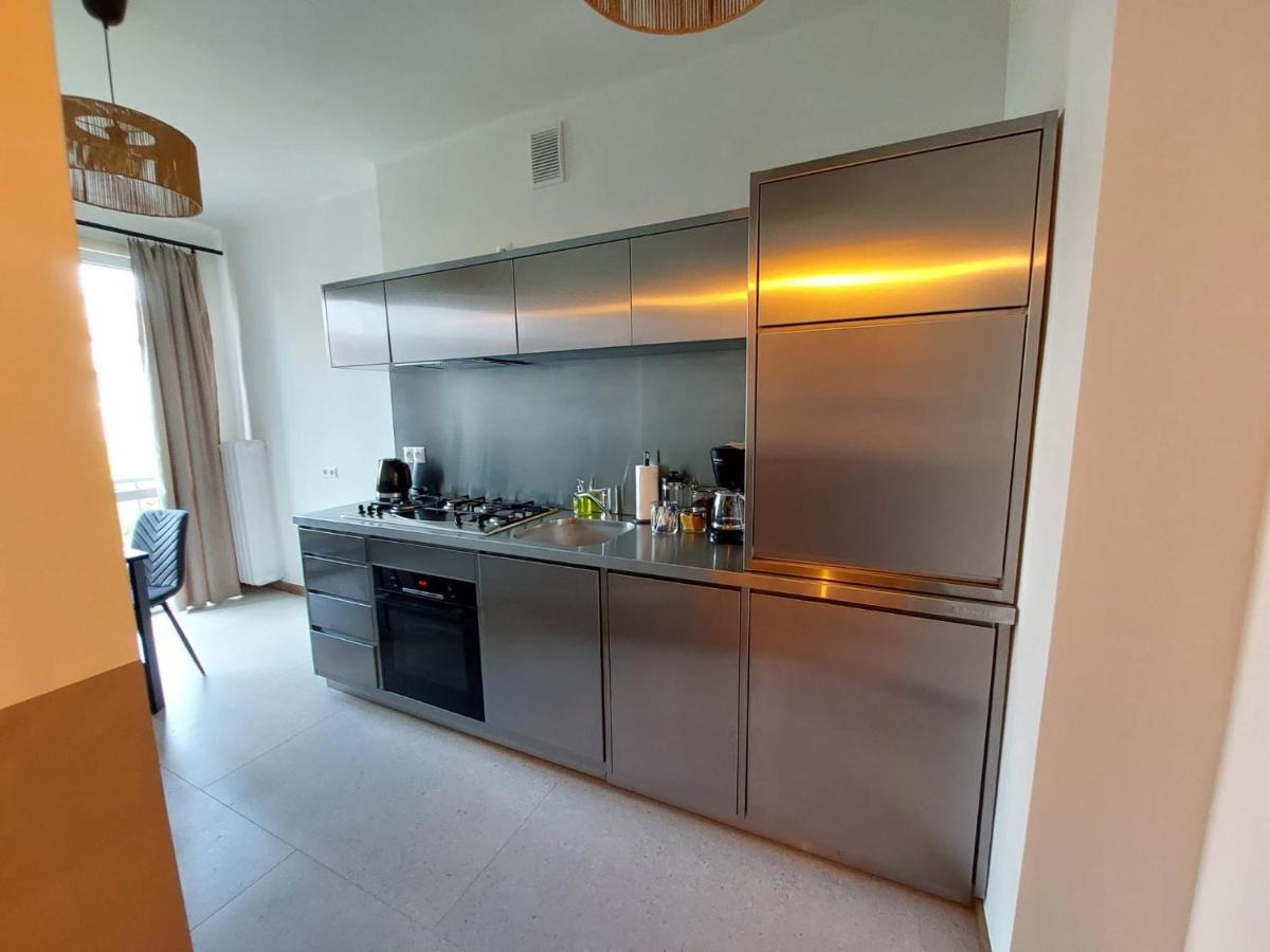 Spacious Two-Bedroom Apartment In The City Center Krakow Luaran gambar